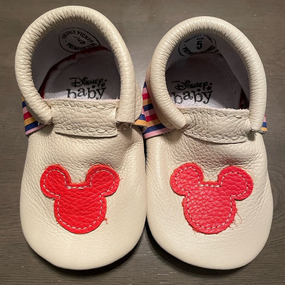 Disney Baby x Freshly Picked Mini Sole City Moccasins
